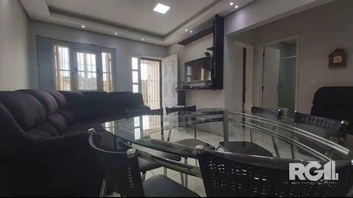 Imagem Casa à venda na Avenida Professor Oscar Pereira, com 3 dormitórios