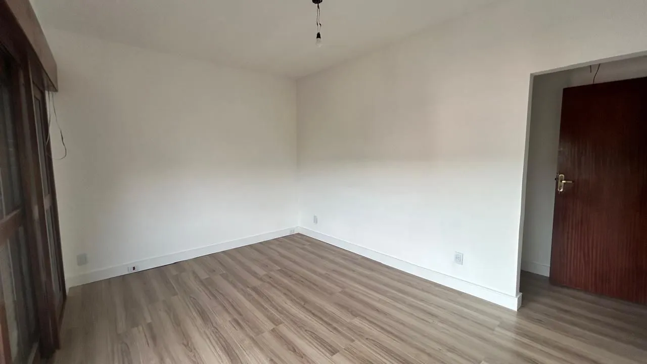 Imagem Apartamento 1 dormitórios no bairro Medianeira em Porto Alegre para Alugar
