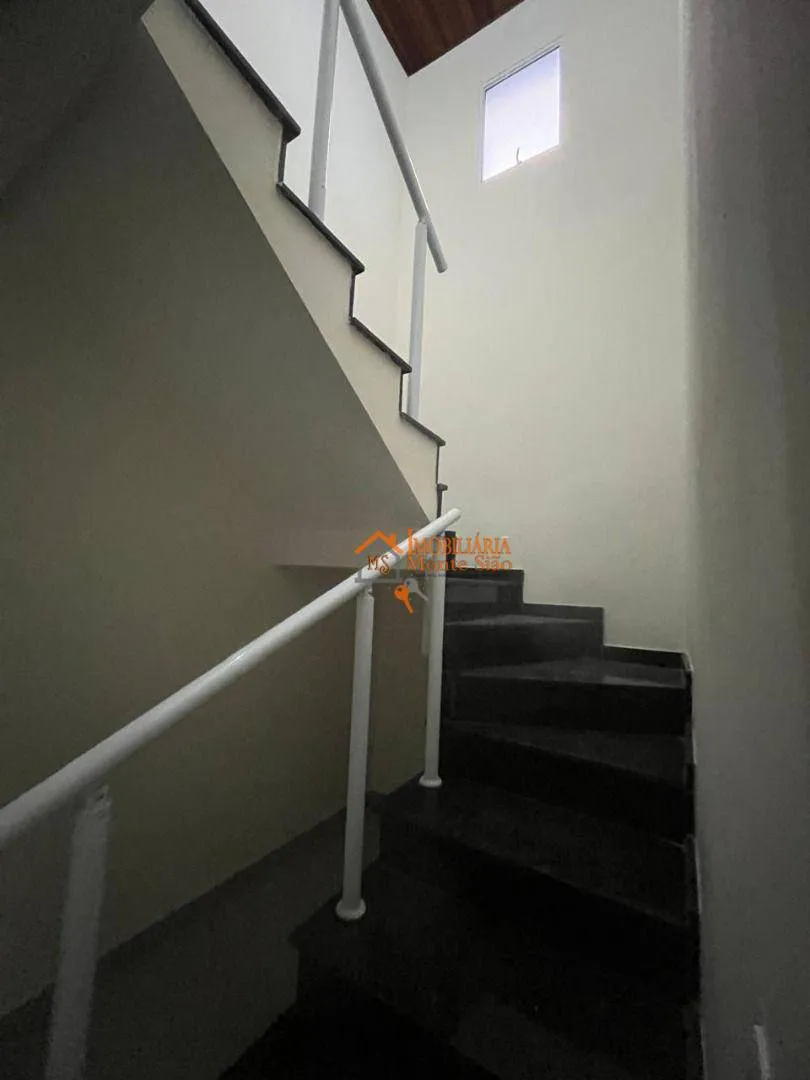Imagem Sobrado com 3 dormitórios à venda, 143 m² por R$ 640.000,00 - Parque Santo Antônio - Guarulhos/SP