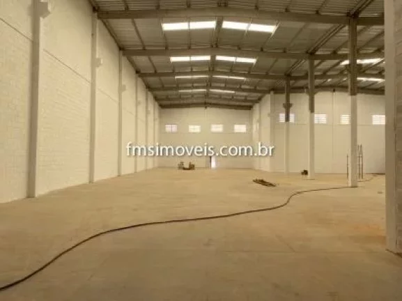 Imagem Galpão comercial para venda ou locação no bairro Éden, Sorocaba-SP: 1.700m², 2 banheiros, 10 vagas de garagem.