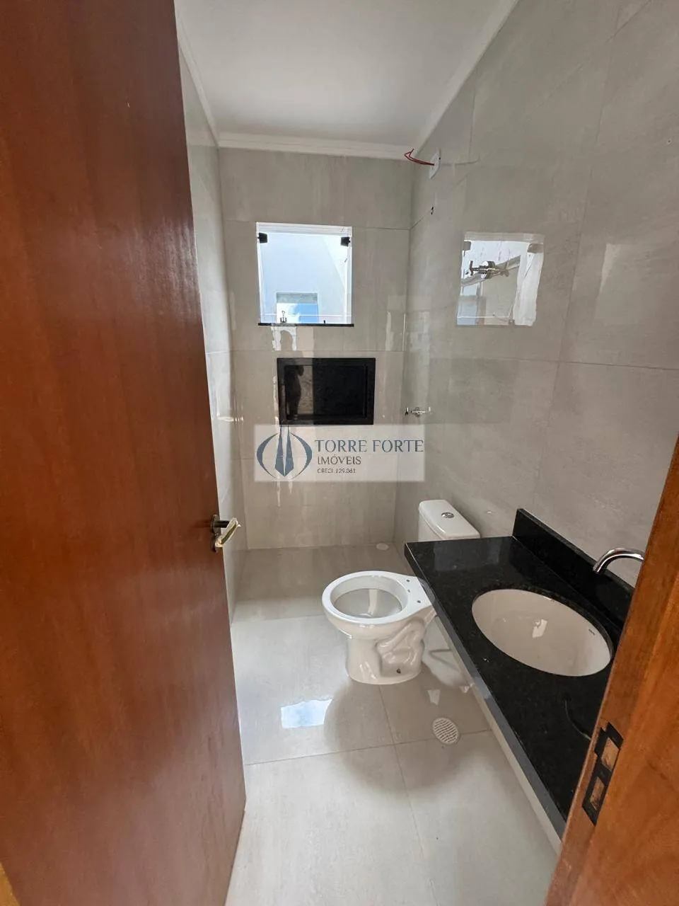 Imagem Lindo sobrado com 2 suites 2 vagas de garagem na Vila Antonieta .