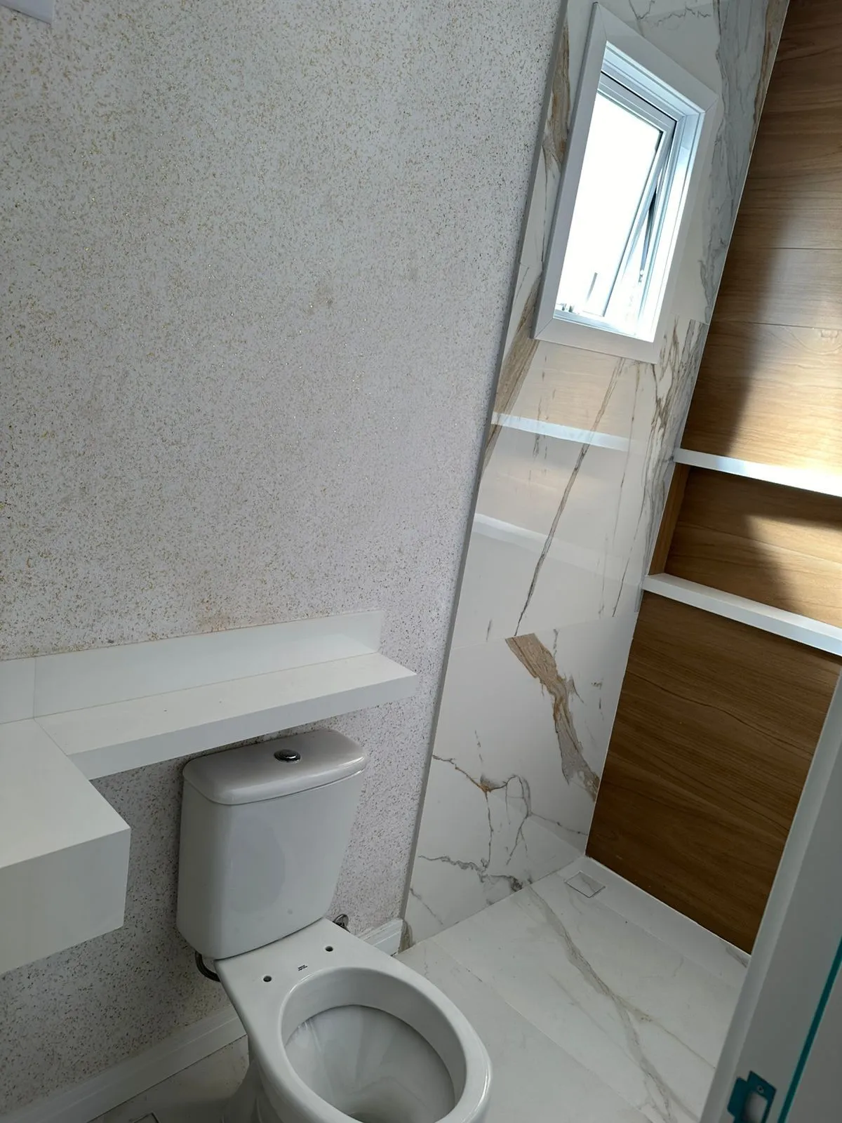 Imagem Casa NOVA no Condomínio Jardins do Condado de 3 dormitórios e 2 vagas