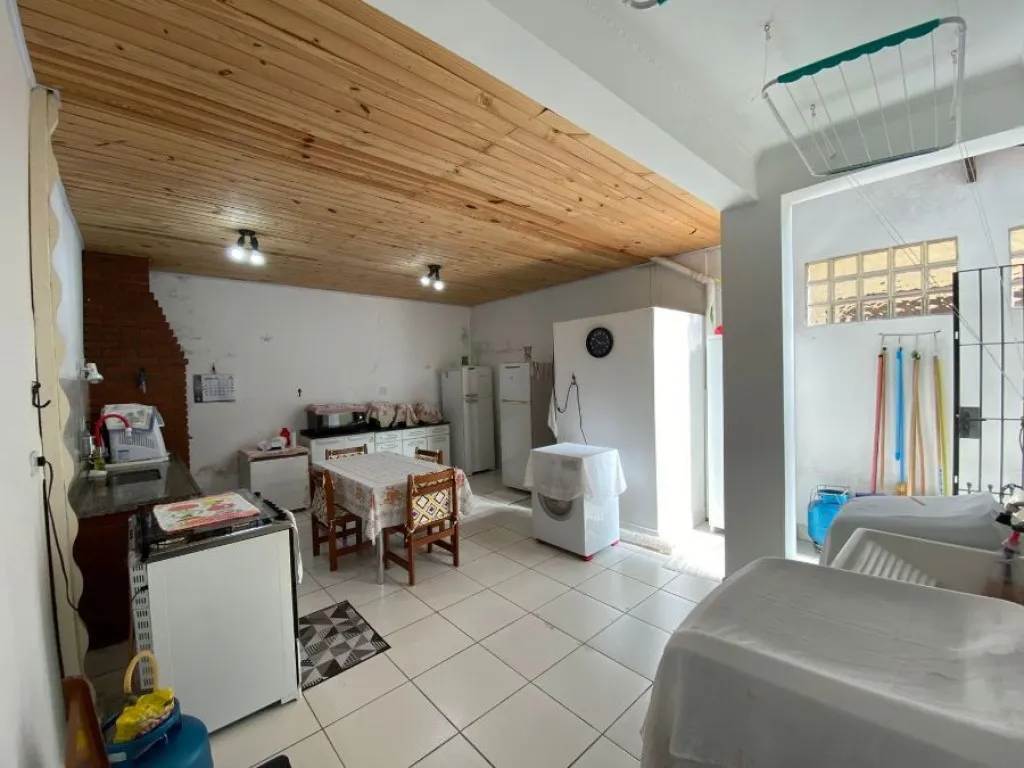 Imagem CASA COM 120,00 m² - SÍTIO DO CAMPO - PRAIA GRANDE SP