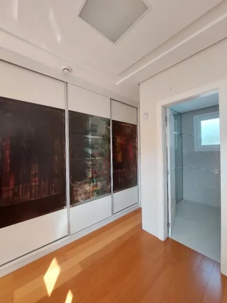 Imagem Casa 4 quartos sendo 1 suíte para venda no bairro Interlagos em Caxias do Sul
