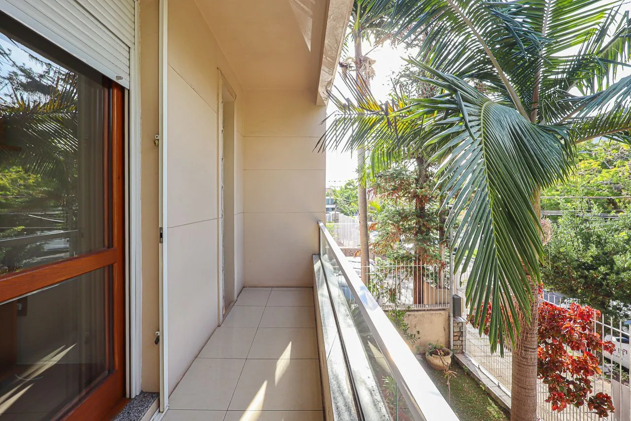 Imagem Casa à venda, 3 dormitórios, 316m², 4 vagas de garagem, Bairro São Geraldo