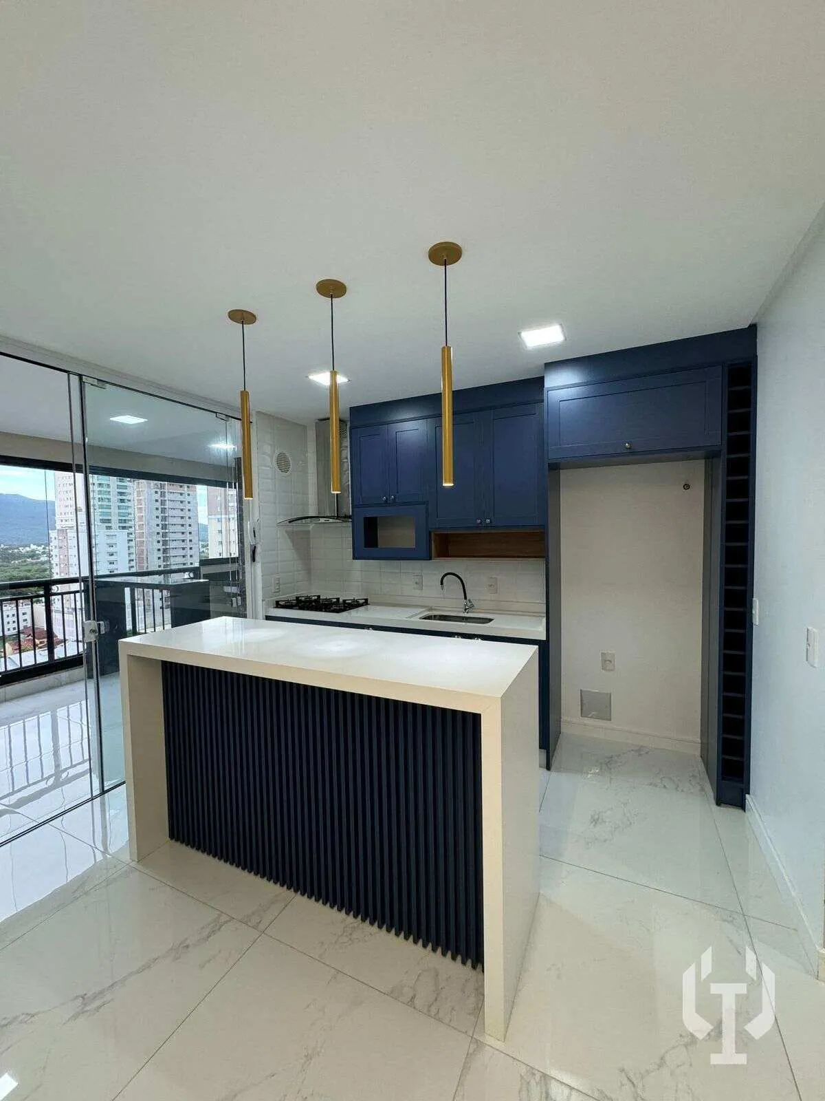 Imagem Amplo apto pronto em 100x direto com a construtora, semi mobiliado com 3 suítes e lazer completo