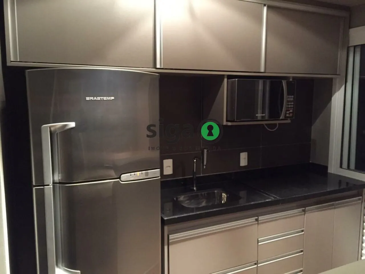 Imagem Duplex equipado e decorado com 89m2, 1 suite, lavabo, cozinha planejada, lavanderia e 1 vaga garagem