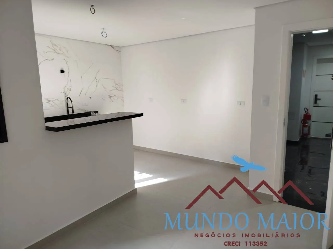 Imagem Vila Floresta: Seu Novo Lar com Elevador, Quintal e Acabamento Premium!