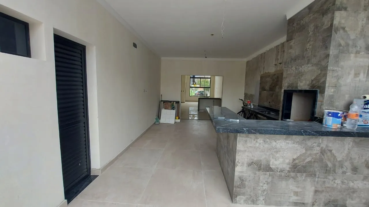 Imagem Casa à venda 3 Quartos, 1 Suite, 2 Vagas, 300M², Parque São Cristóvão, Taubaté - SP