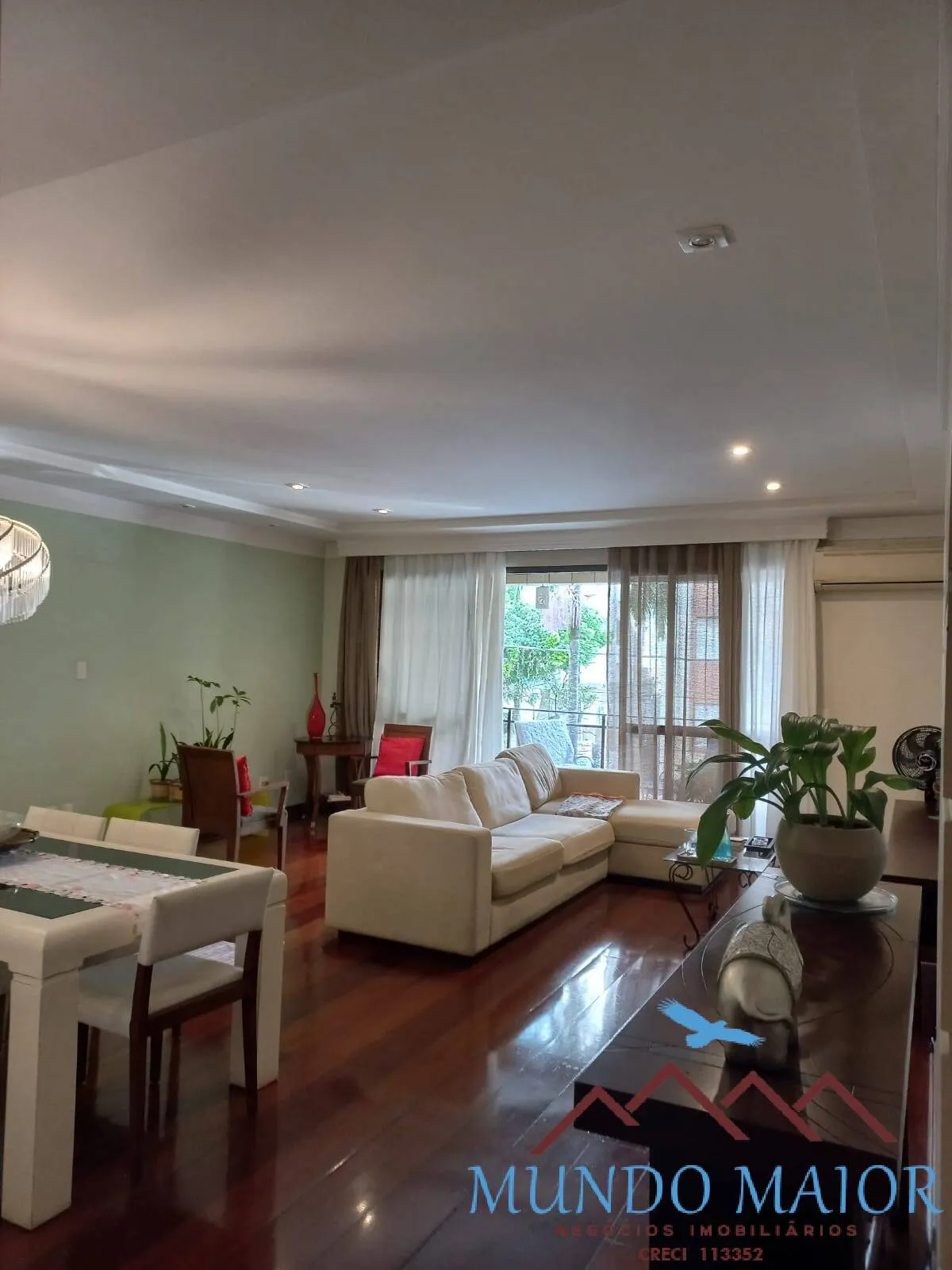 Imagem Apto com 3 Quartos e 4 banheiros à Venda, 158 m² - Praia do Gonzaga!!