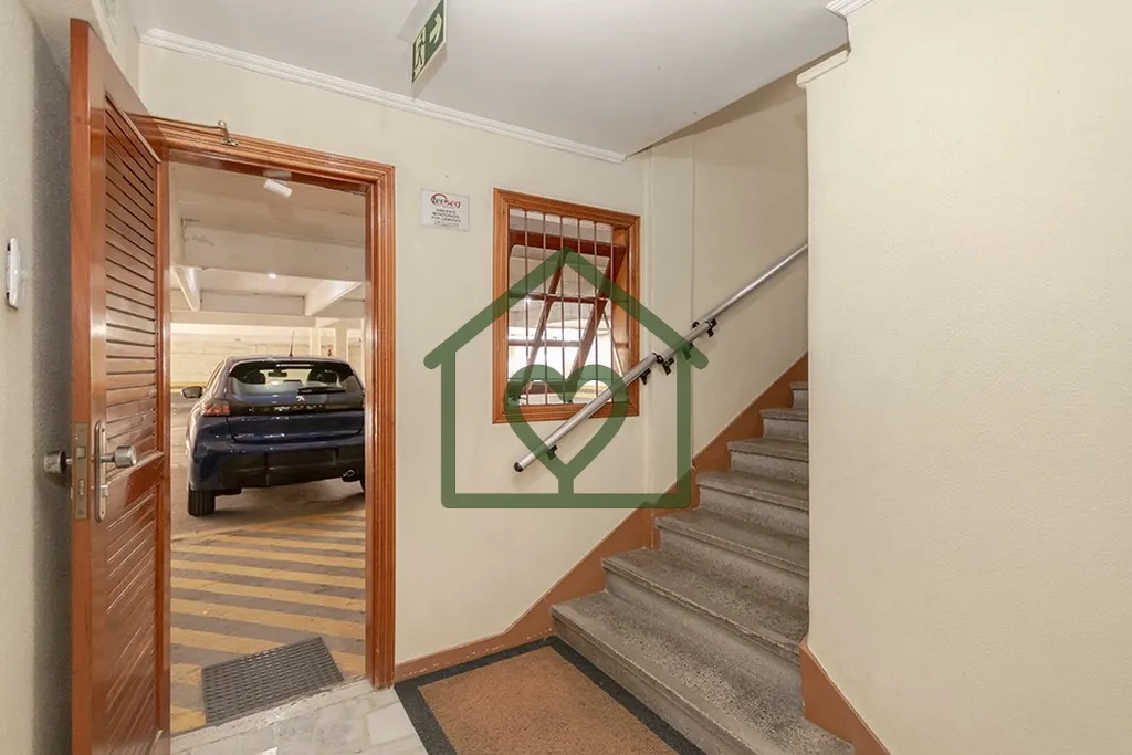 Imagem Grande oportunidade de morar com conforto e tranquilidade!! Apartamento de dois dormitórios com vag...