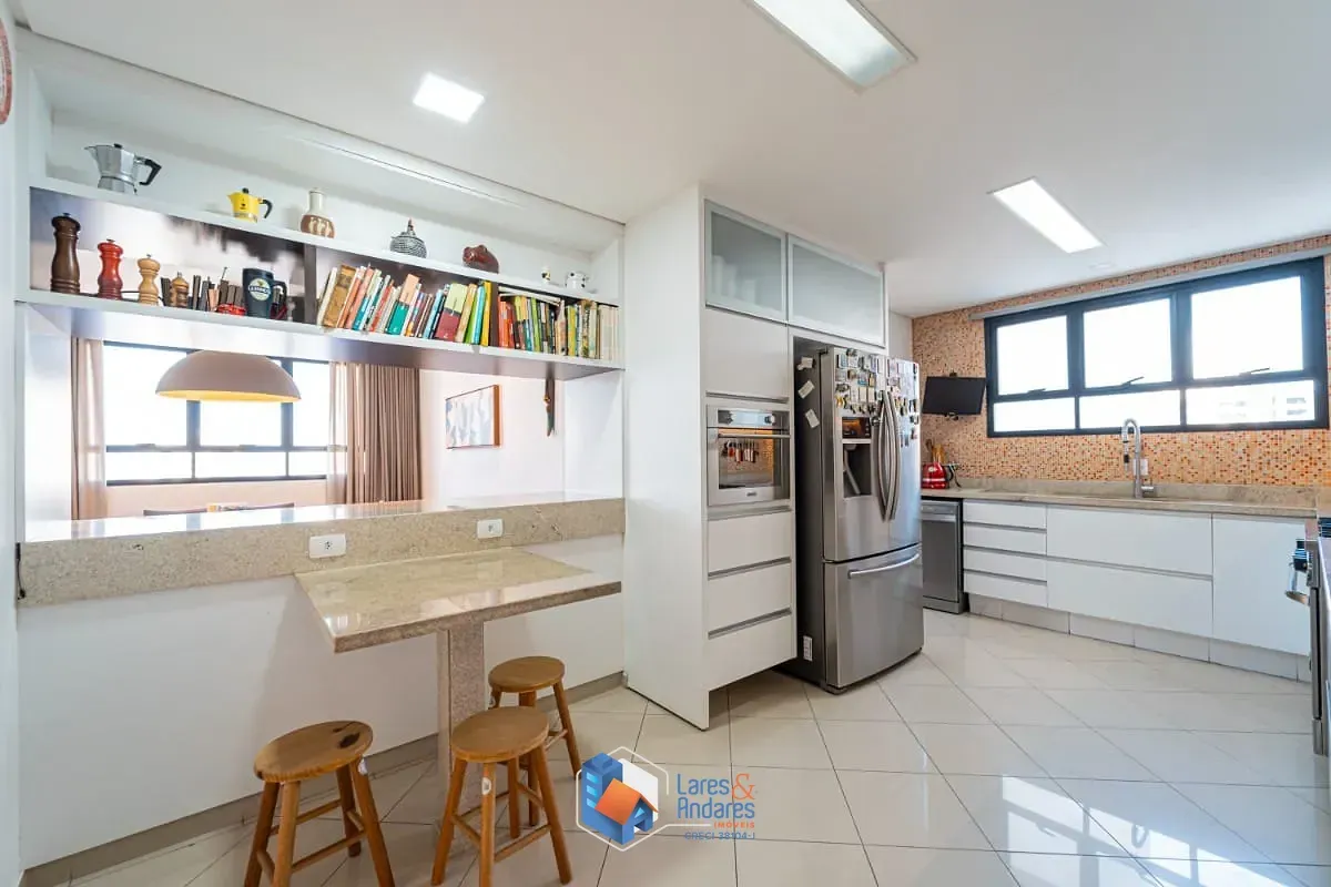 Imagem Apartamento para venda em Jardim Parque Morumbi com 4 quartos, sendo 2 suítes, 285m²