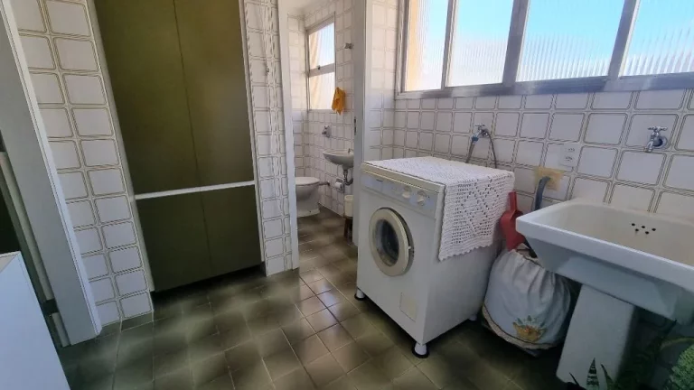 Imagem Apartamento com 3 dormitórios à venda, 120 m² - Pitangueiras - Guarujá/SP