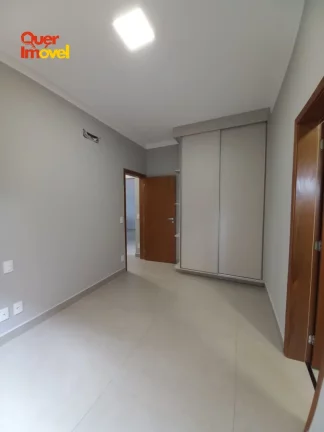 Imagem Casa em Condomínio de Luxo com 3 Suítes e 4 Vagas de Garagem no Jardim Cybelli, Ribeirão Preto-SP