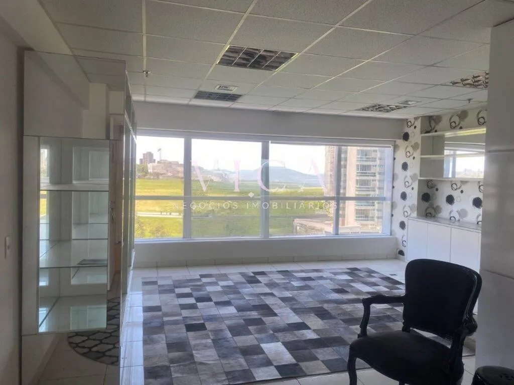 Imagem Alphaville | Edifício Brascan | Sala 50m², vista livre, 1 vaga.