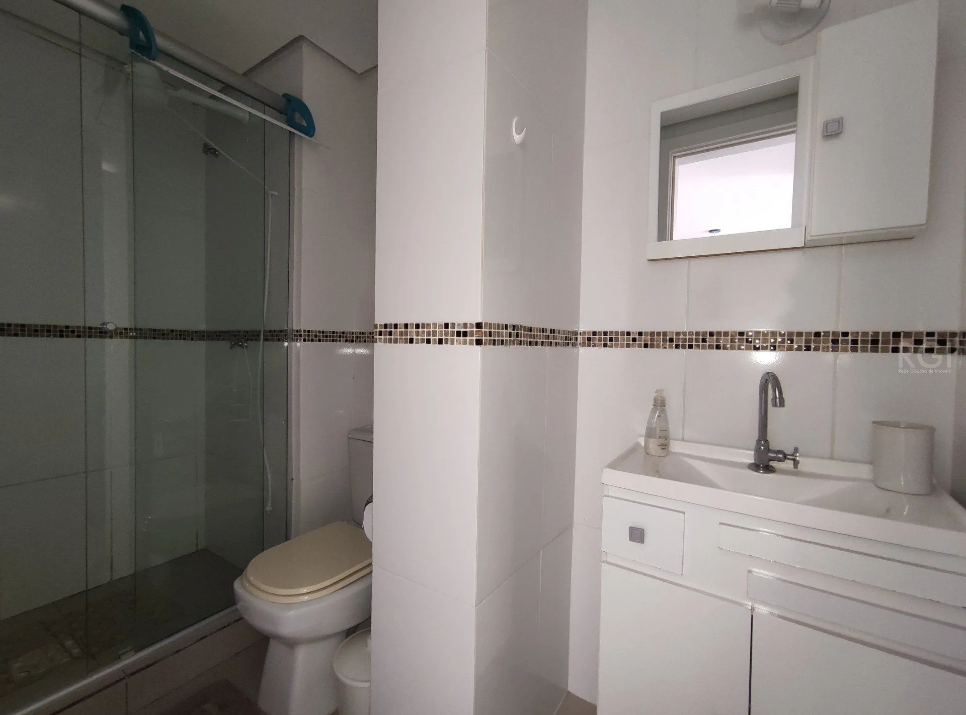 Imagem Apartamento para Venda - 40m², 1 dormitório, 1 vaga - Partenon