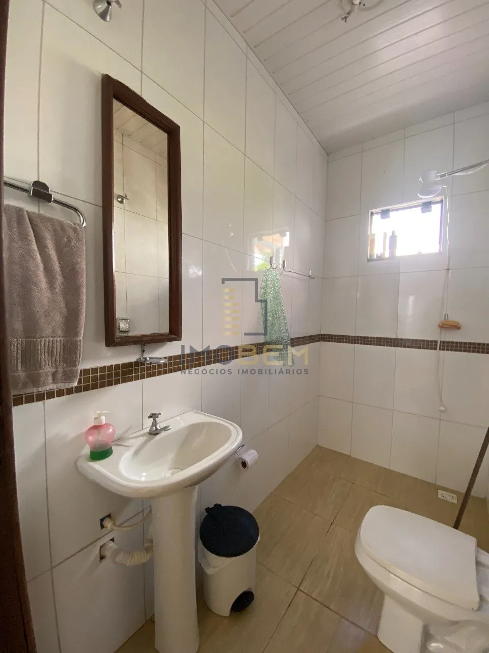 Imagem Oportunidade incrível de adquirir uma casa no Jardim Itália II, em Sinop. 

Com uma área total de...
