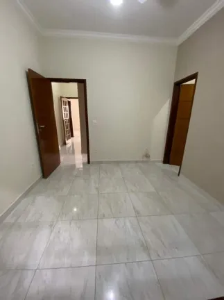 Imagem Casa com 3 Quartos à Venda, 120 m² em Caiçara - Praia Grande