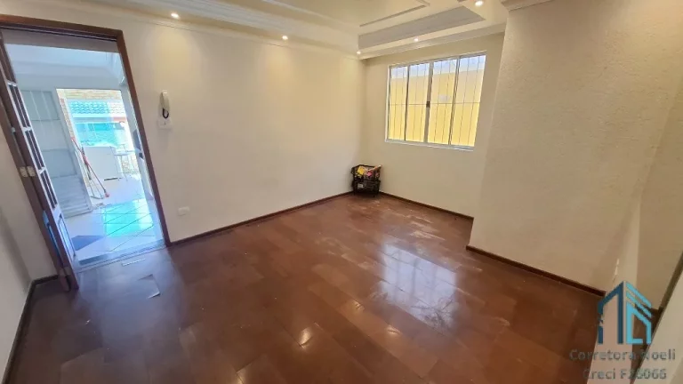 Imagem Sobrado 04 quartos c/suíte, edícula, ático no Novo Mundo em Curitiba PR