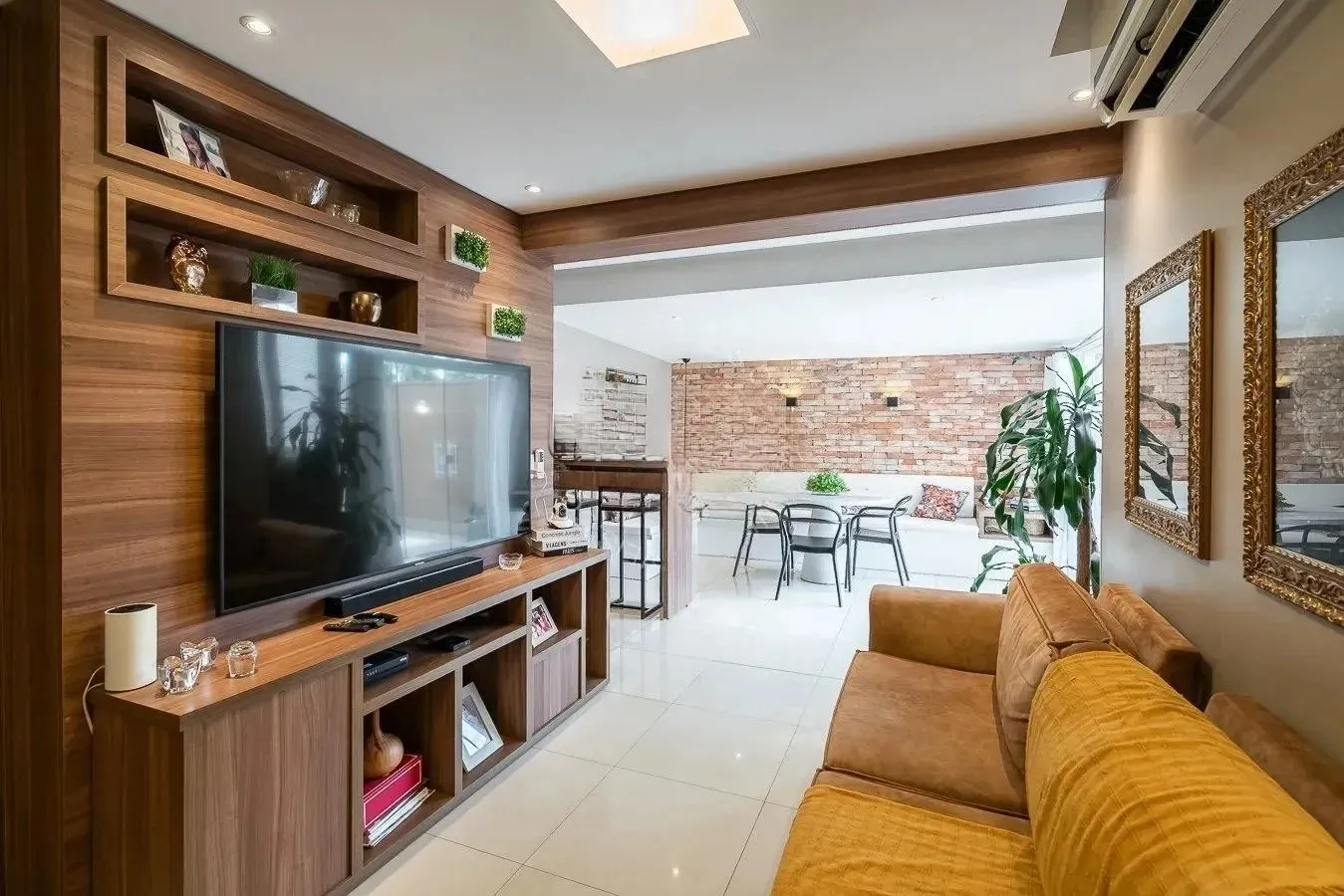 Imagem Apartamento Garden 3 dorm, semimobliado com Pátio no Bairro Santana