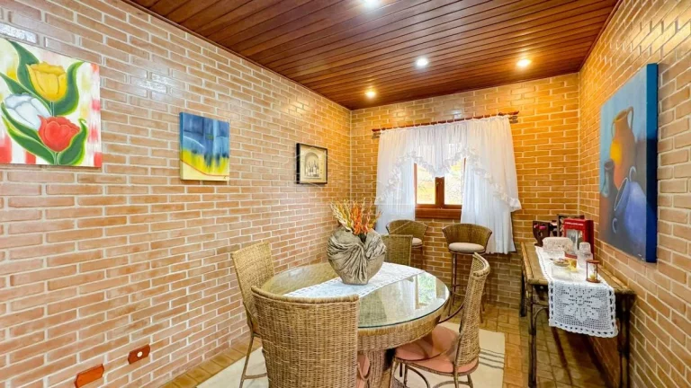 Imagem Casa de condomínio em Campos do Jordão