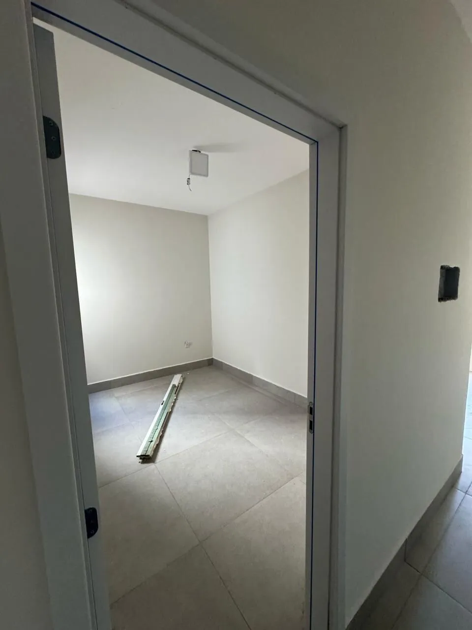 Imagem Casa 2 Quartos sendo 1 Suíte bairro Centro Sul Varzea Grande