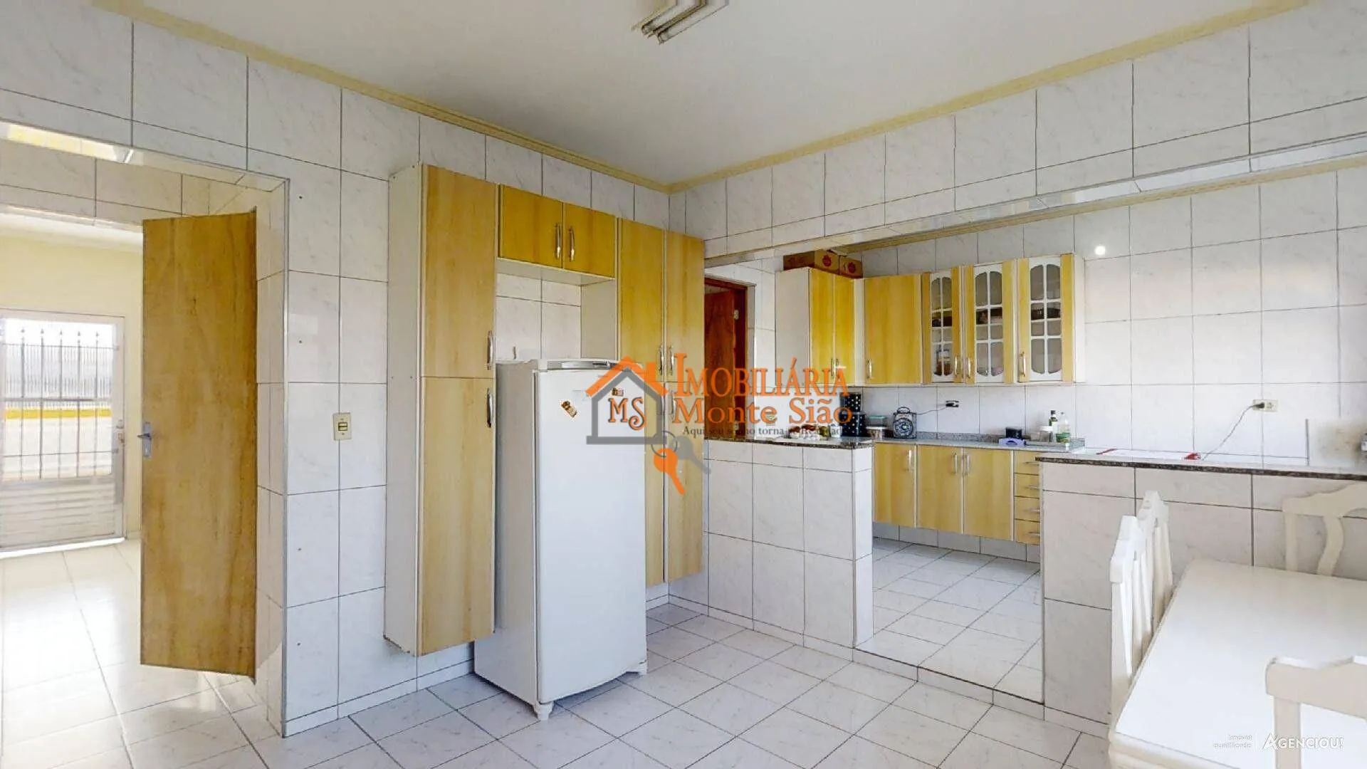 Imagem Sobrado com 7 dormitórios à venda, 688 m² por R$ 477.000,00 - Jardim Presidente Dutra - Guarulhos/SP