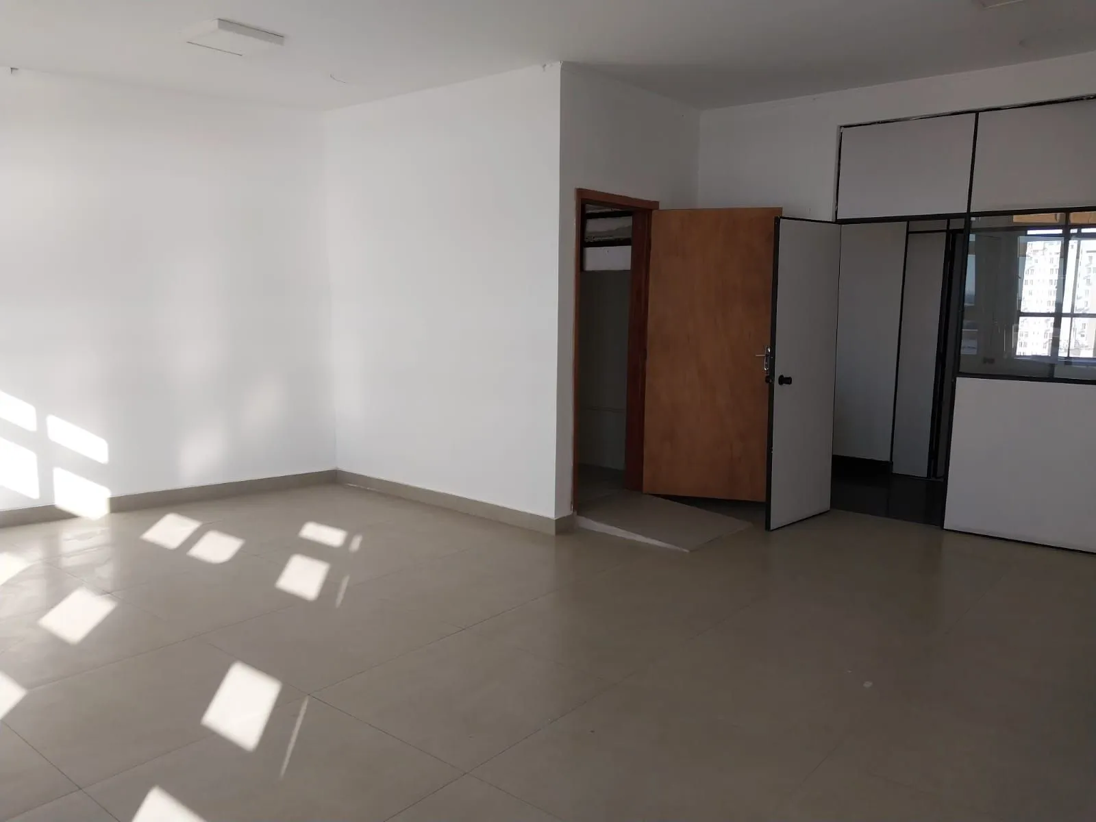 Imagem Excelente 3 salas conjugadas 169,9 m² Centro Porto Alegre