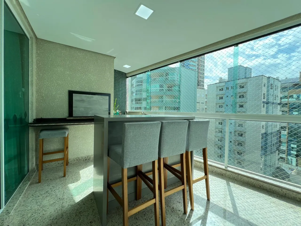 Imagem Apartamento com vista para o mar à venda com 350m2 por R$ 10.500.000,00
