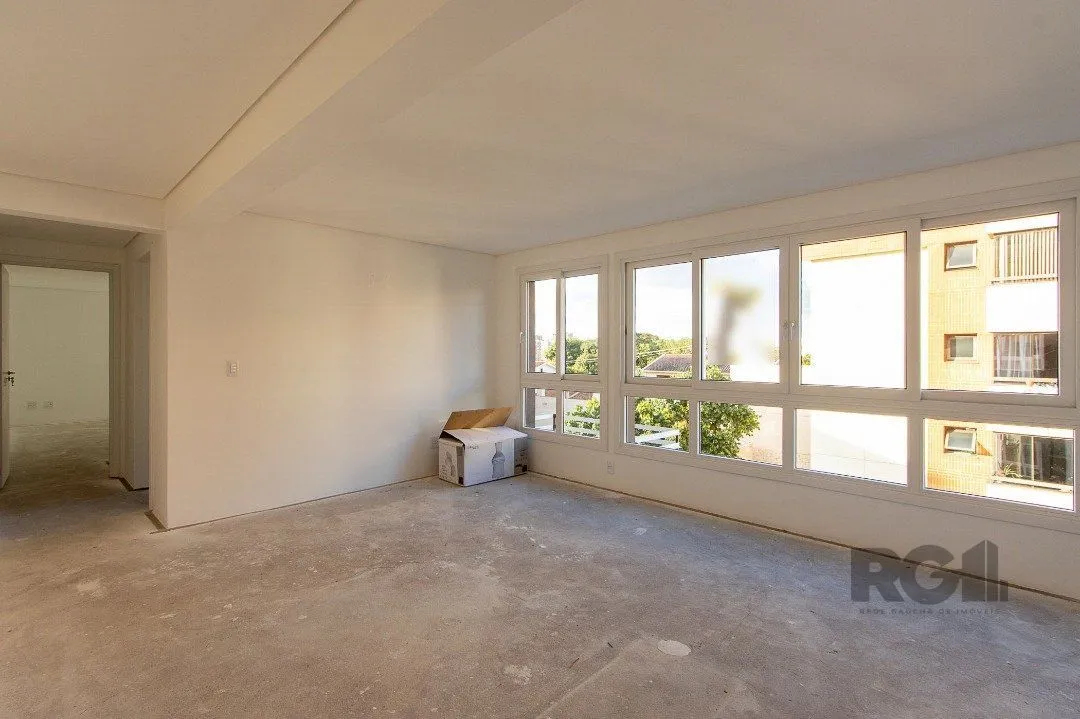 Imagem Cobertura para Venda - 214.34m², 3 dormitórios, sendo 3 suites, 2 vagas - Tristeza