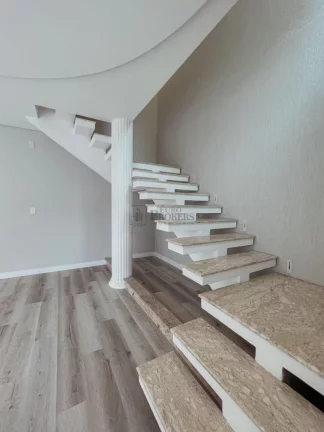 Imagem Casa com 3 dormitórios à venda no bairro Nações de Balneário Camboriú/SC