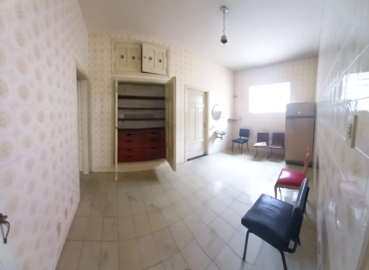 Imagem Casa à venda 7 Quartos, 3 Vagas, Centro, Guaratinguetá - SP