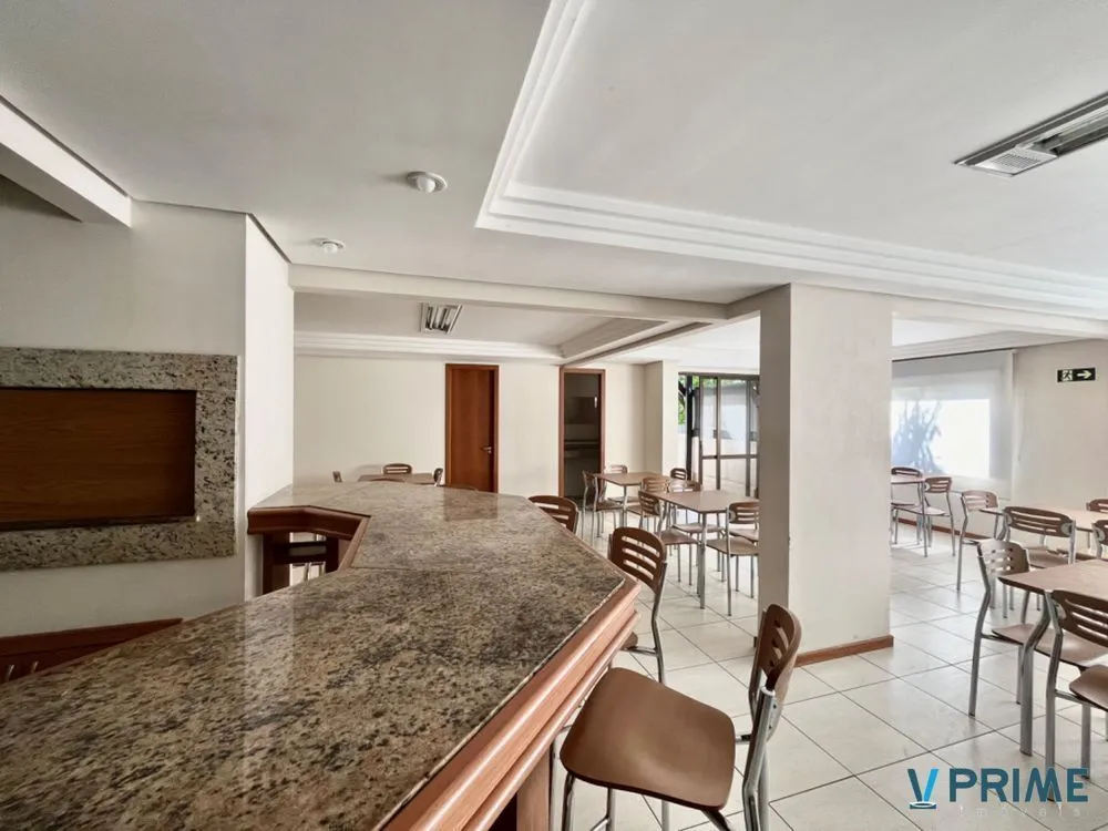 Imagem Vende-se apartamento com 2 quartos (1 suíte), 75 m² e 2 vagas - Petrópolis