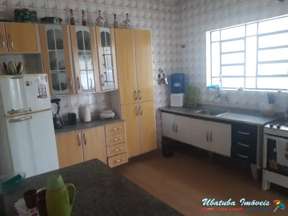 Imagem Casa com edícula no Perequê-açu