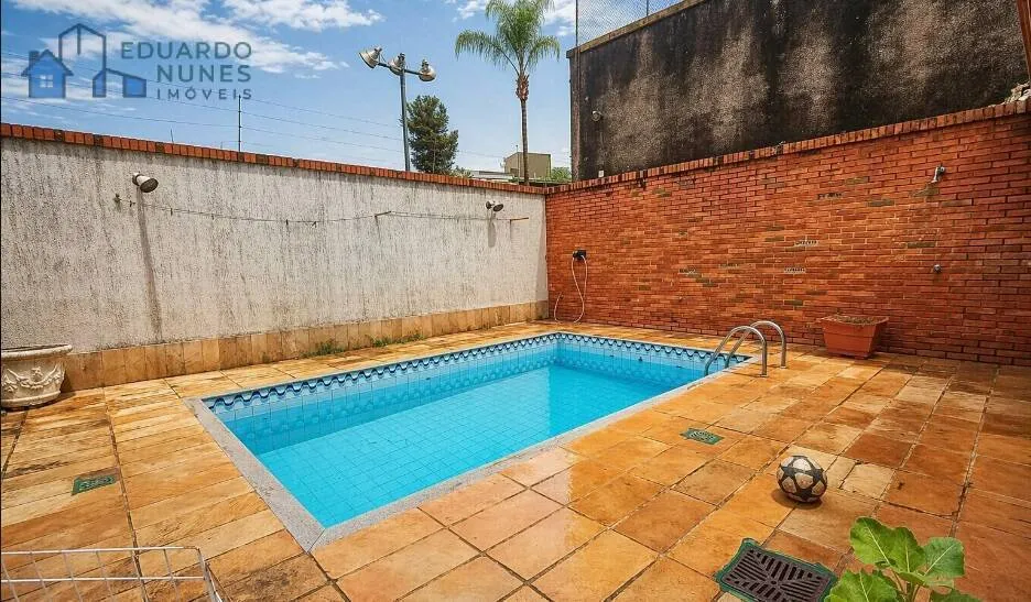 Imagem Casa à Venda no Santo Antônio, com 8 Quartos, 03 vagas, 396 m² de Lote