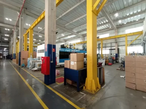 Imagem Galpão com 7032m² para locação em Sorocaba/SP.
