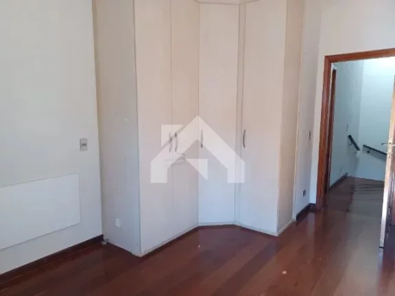 Imagem Casa de Condomínio em Alphaville - Santana de Parnaíba