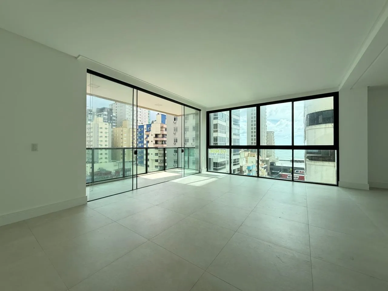 Imagem Apartamento à venda com 143.8m2 por R$ 1.800.000,00