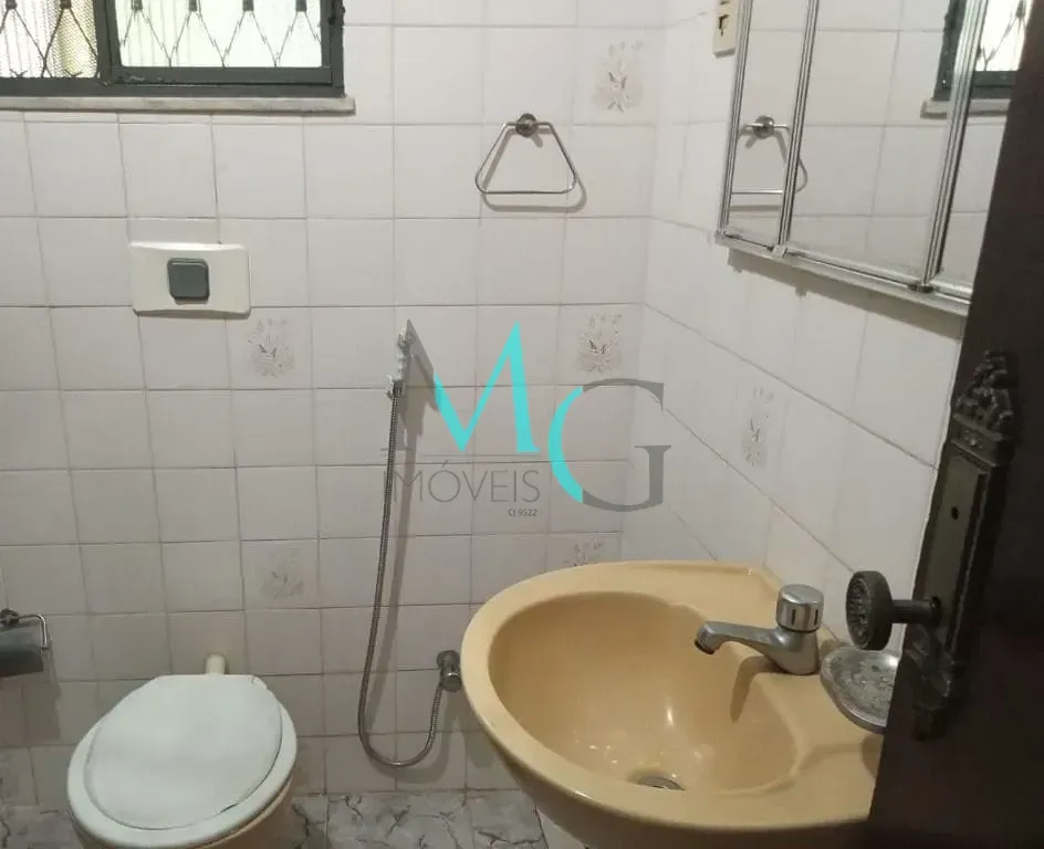 Imagem Casa com 4 dormitórios à venda, 183 m² por R$ 295.000,00 - Campo Grande - Rio de Janeiro/RJ