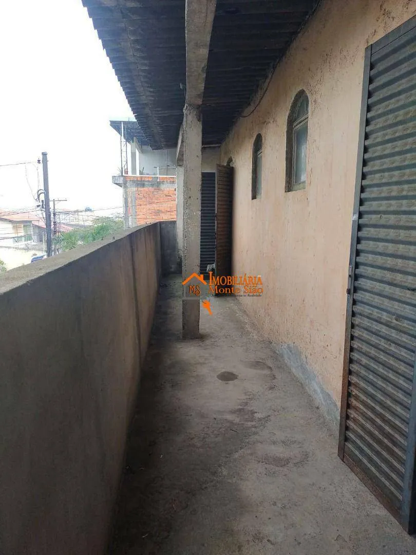 Imagem Casa com 6 dormitórios à venda, 200 m² por R$ 750.000,00 - Parque Continental II - Guarulhos/SP