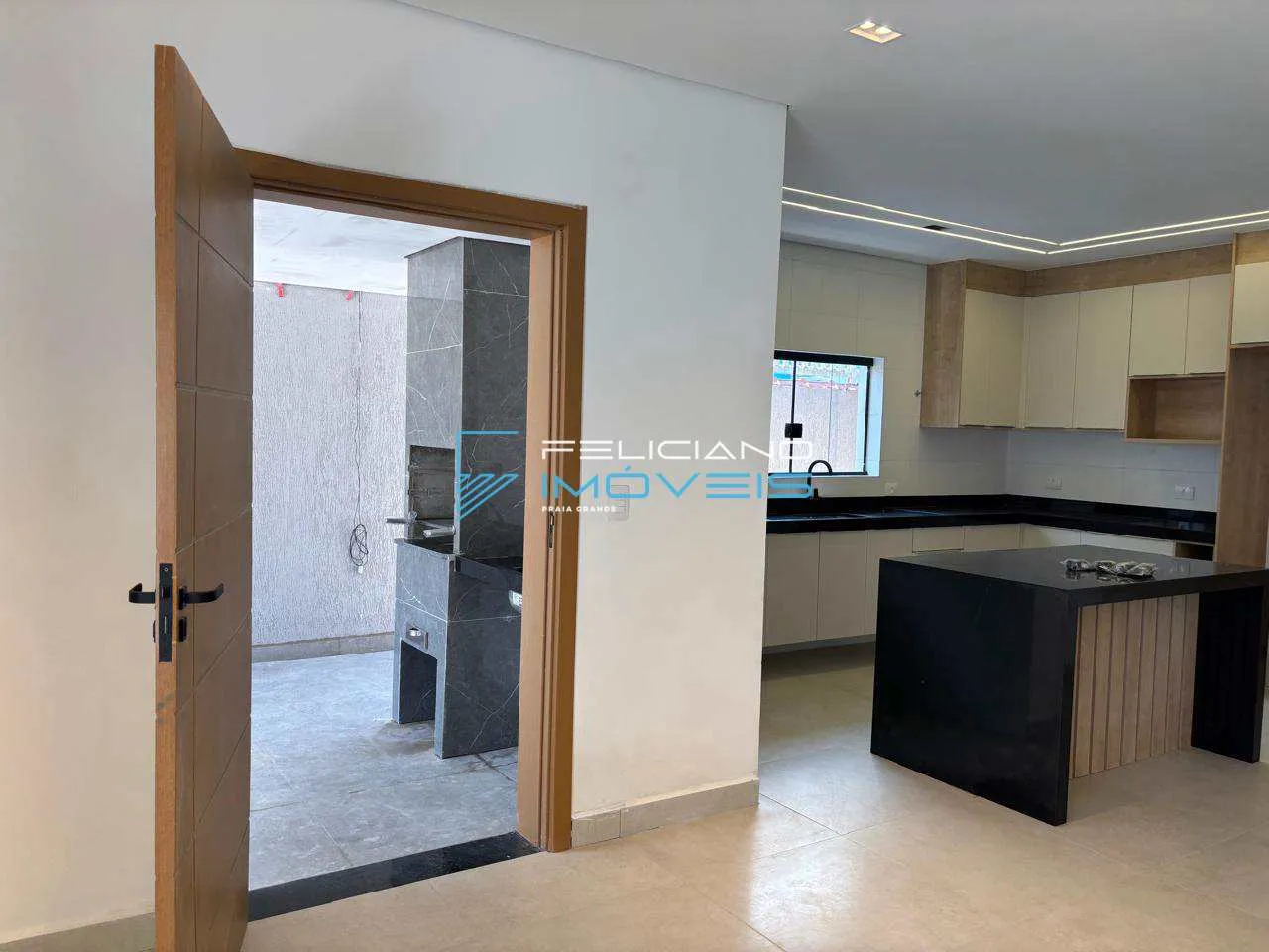 Imagem Casa com 3 quartos, Real, Praia Grande - R$ 1.19 mi, Cod: 6437