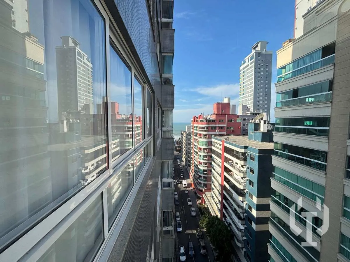 Imagem Lindo apto a venda, com condição de pagamento, mobiliado com 3 suítes pronto para morar
