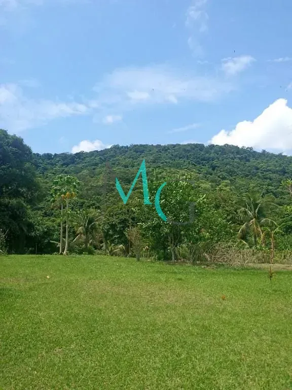 Imagem Fazenda com 5 dormitórios à venda, 76000 m² por R$ 3.500.000,00 - Guaratiba - Rio de Janeiro/RJ