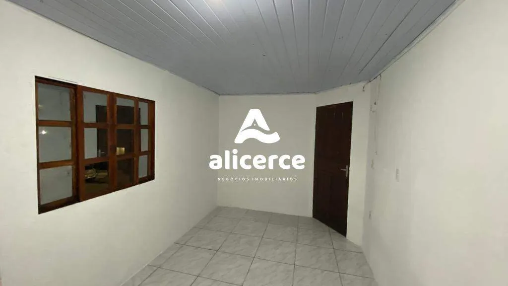 Imagem Imóvel de esquina para investimento com alta rentabilidade - Bairro Serraria, São José/SC