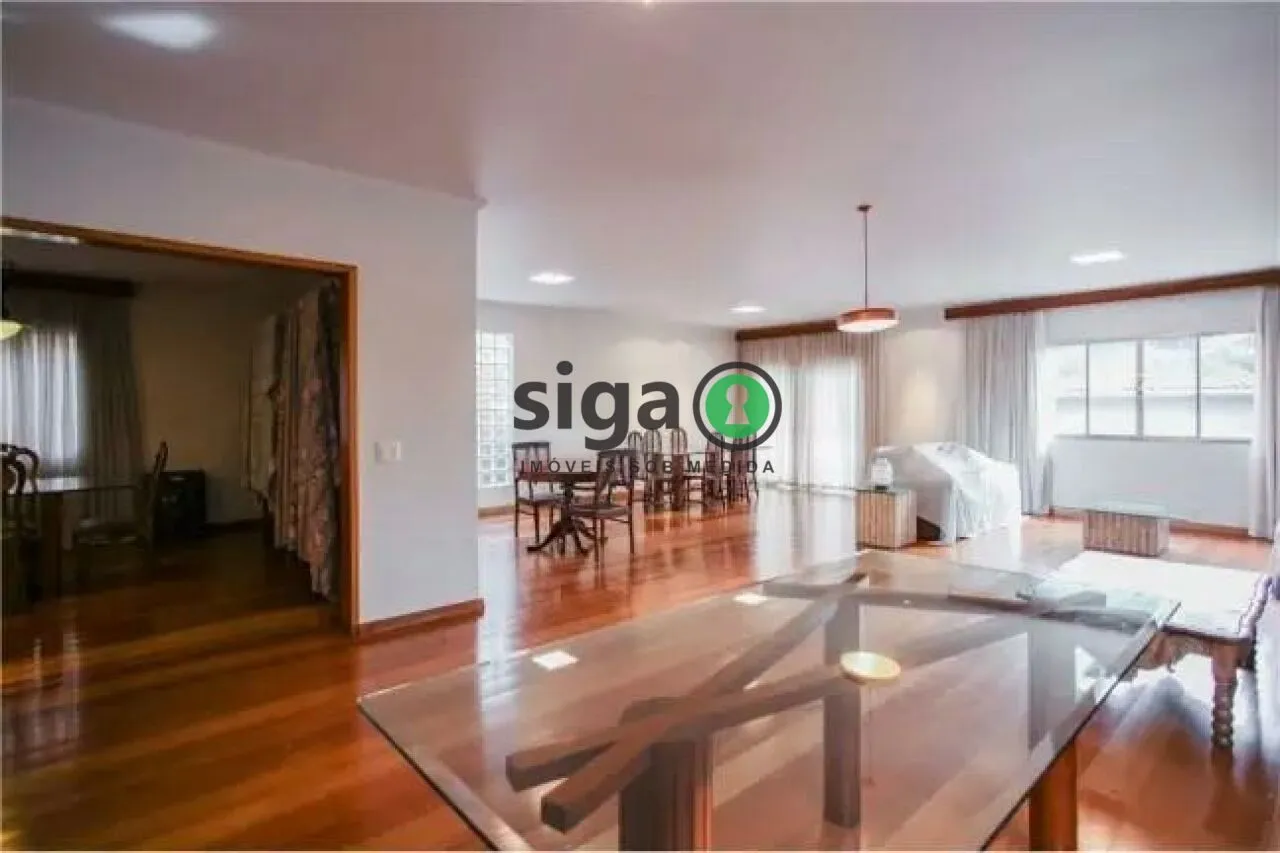 Imagem Casa Assobradada à Venda , com 4 suites, 4 vagas na Vila Madalena