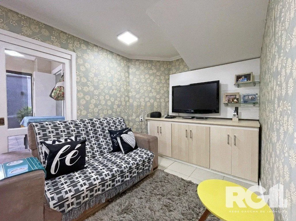 Imagem Casa em condomínio no Ecoville com amplo pátio