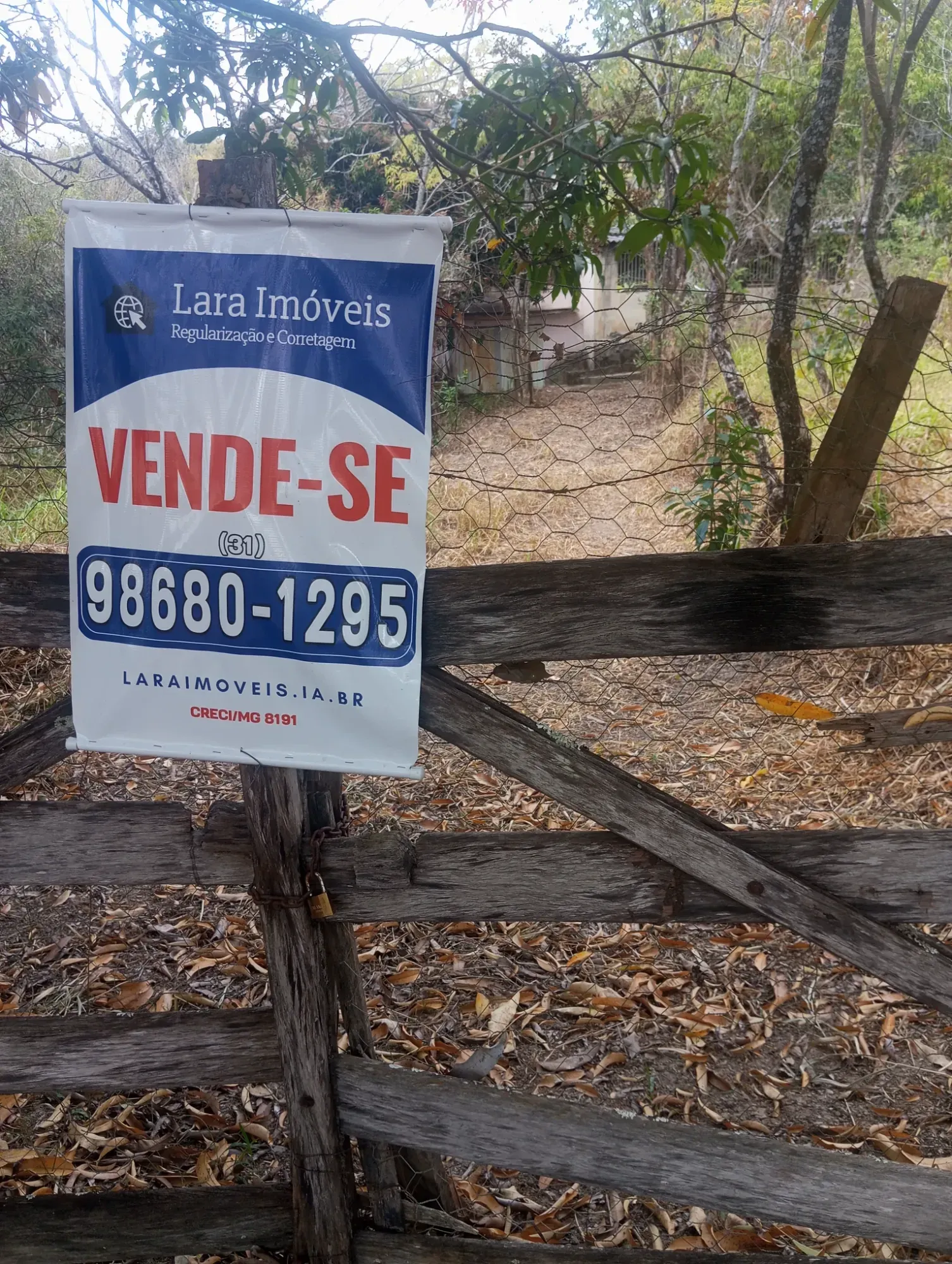 Foto do imóvel Chácara com 3 Quartos à Venda, 5.000 m² em Avenida Franklin Marcelino Ferreira, s/n - Ravena, Sabará - MG