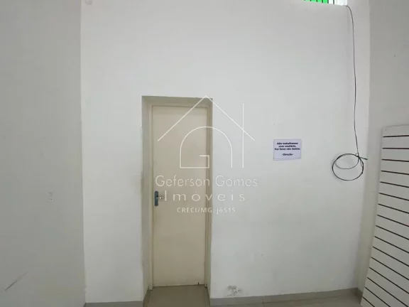 Imagem Aluguel - Ponto Comercial - Centro - Mantena - MG