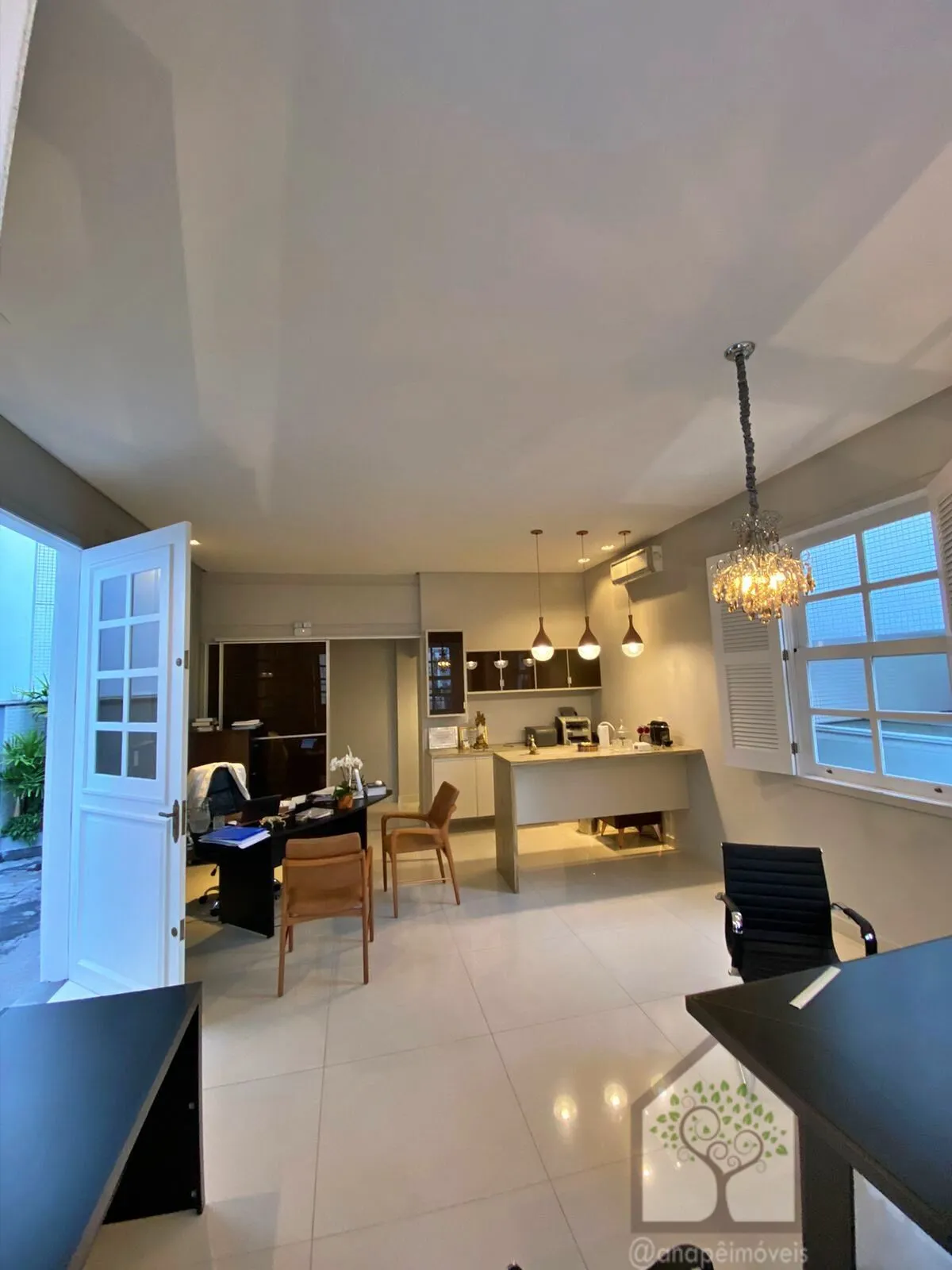 Imagem Casa comercial no centro