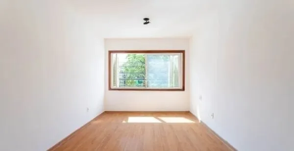 Imagem Apartamento no Petrópolis de 3 dormitórios e 2 vagas DESOCUPADO